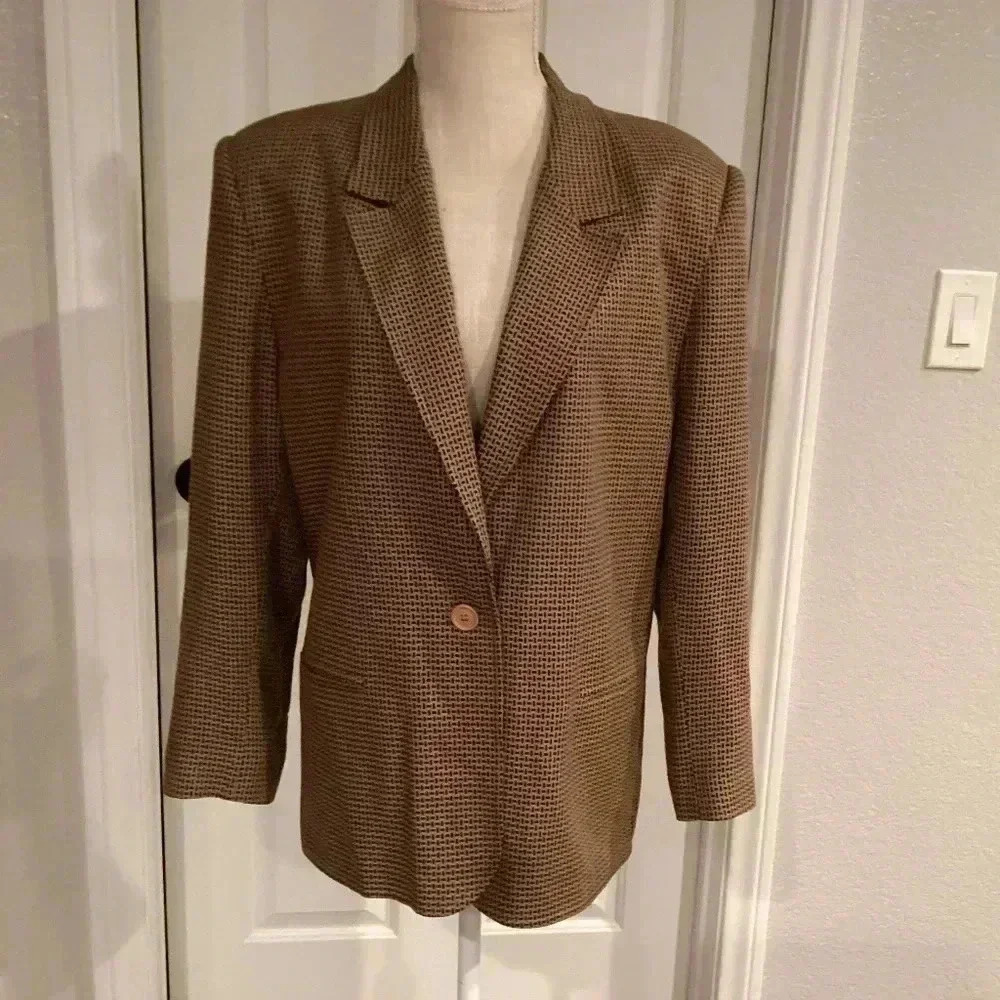 Suburban Petite  Blazer, Size 14P,  Color Black/Tan